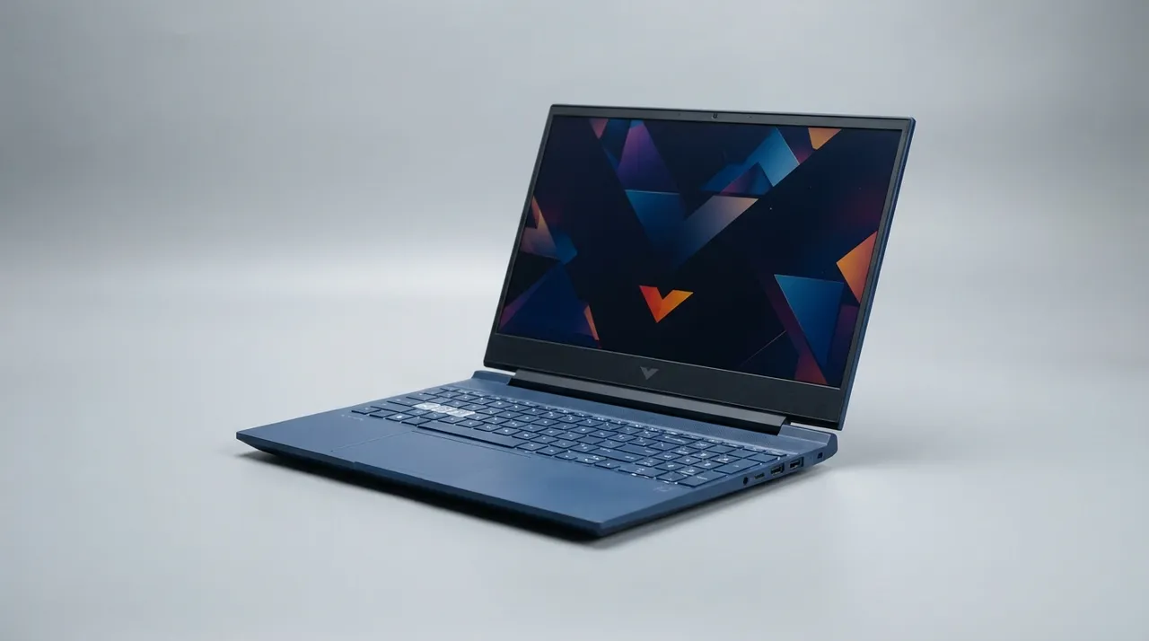 HP Victus 15 FA1093DX